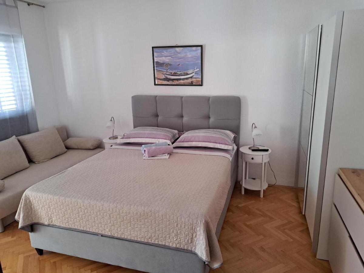 Apartmani R&B Radalj Makarska Eksteriør billede