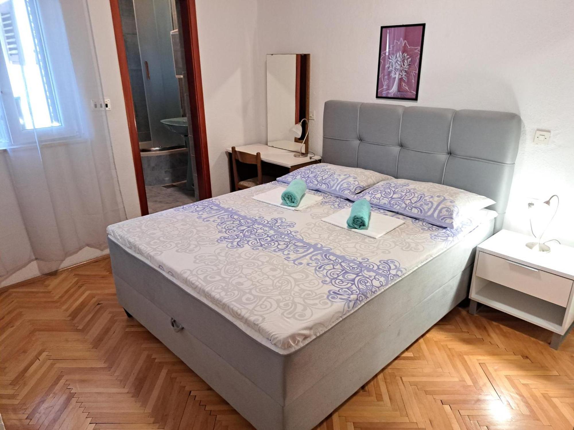 Apartmani R&B Radalj Makarska Eksteriør billede