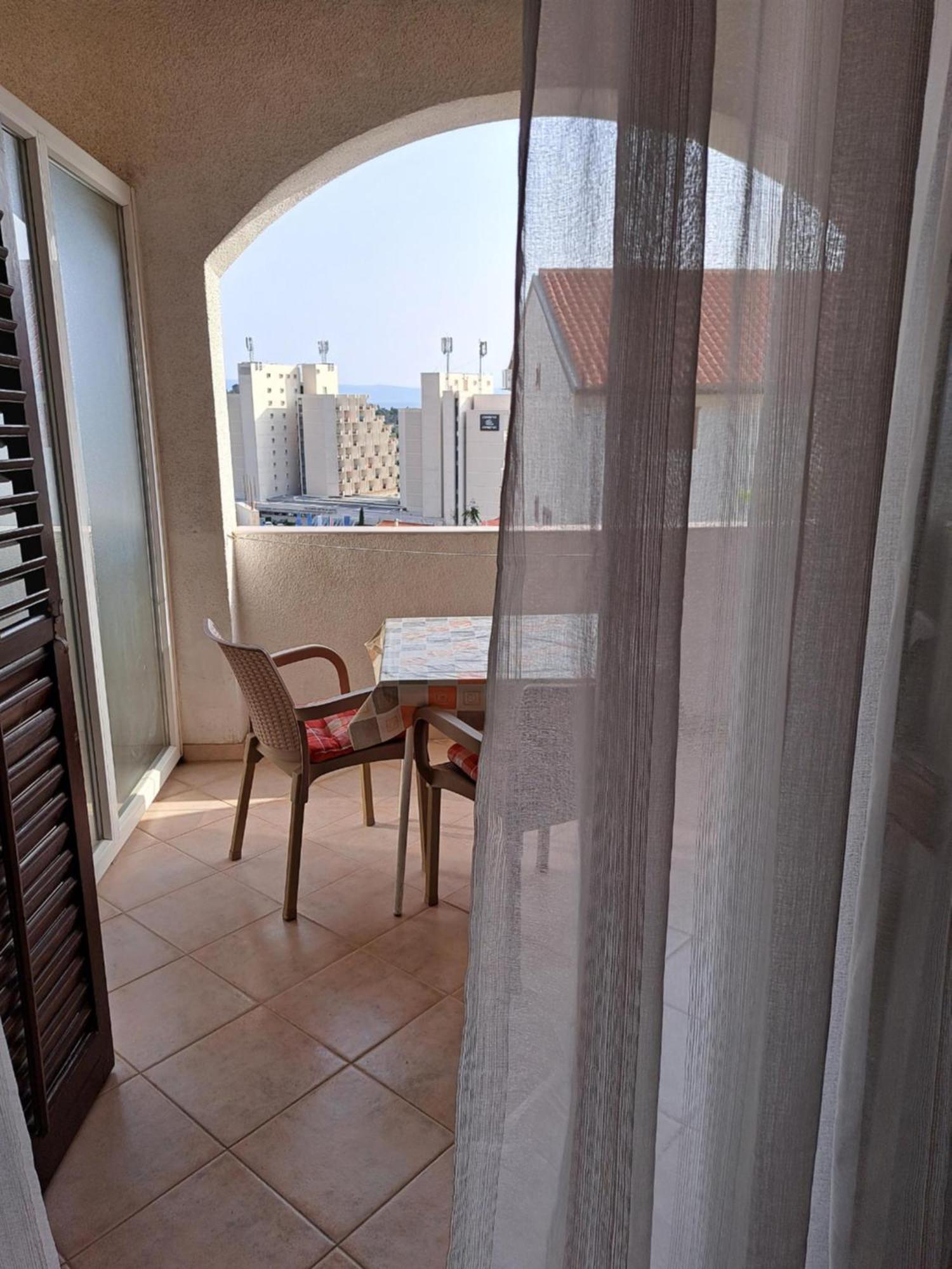 Apartmani R&B Radalj Makarska Eksteriør billede