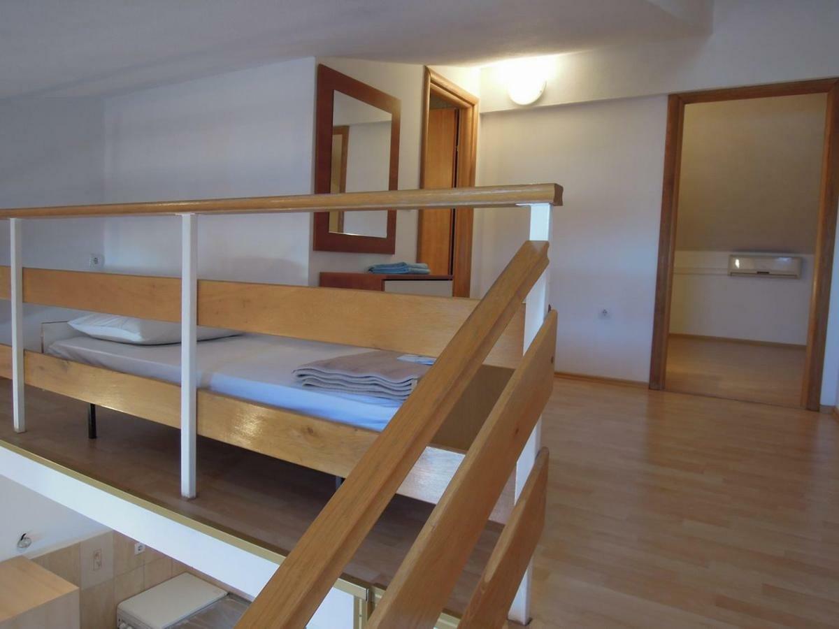 Apartmani R&B Radalj Makarska Eksteriør billede