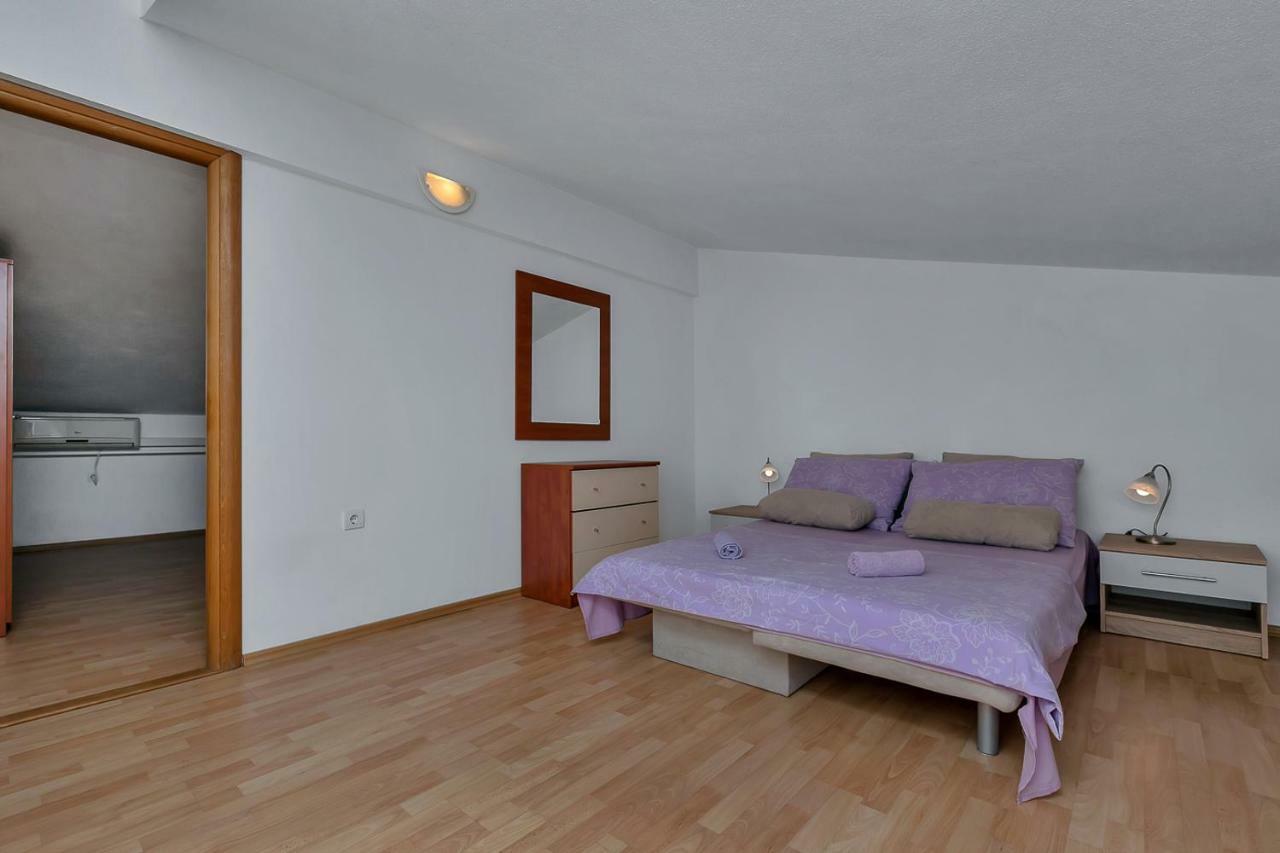 Apartmani R&B Radalj Makarska Eksteriør billede