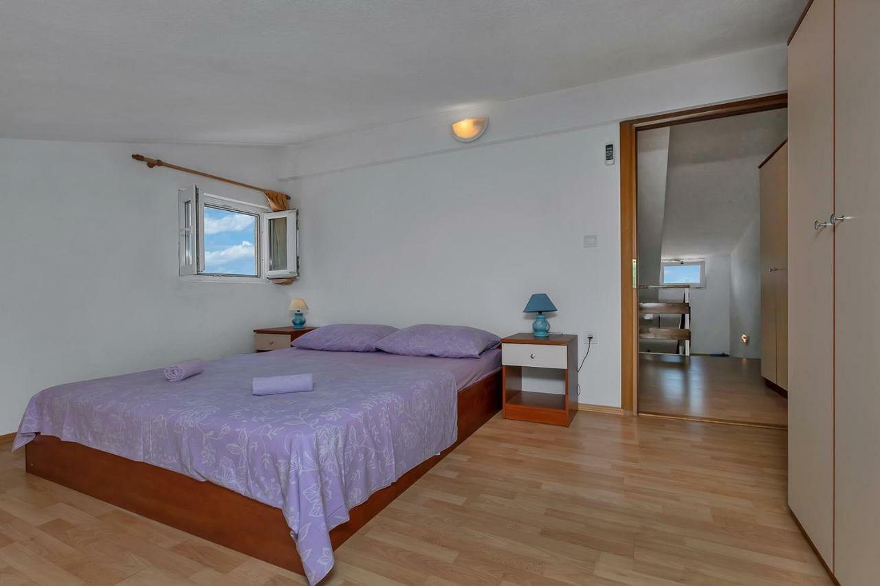 Apartmani R&B Radalj Makarska Eksteriør billede